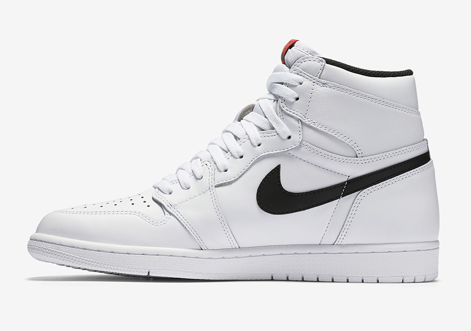 air jordan black and white 1